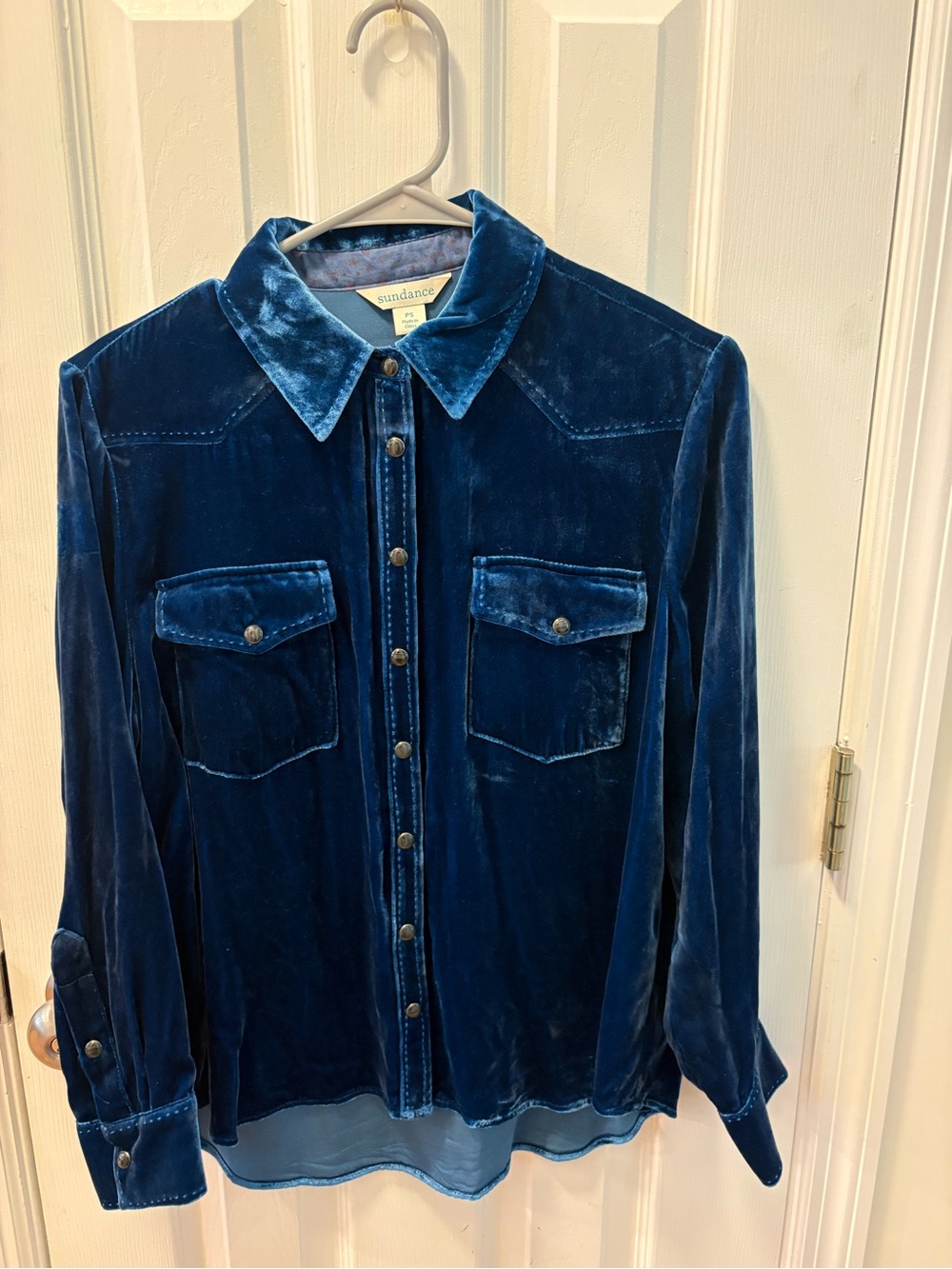 Sundance Velvet Button-Front Shirt Jacket in Deep Blue